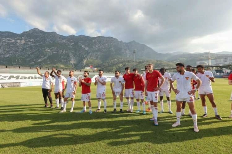 Göztepe geriye düşse de pes etmiyor haberinin görseli