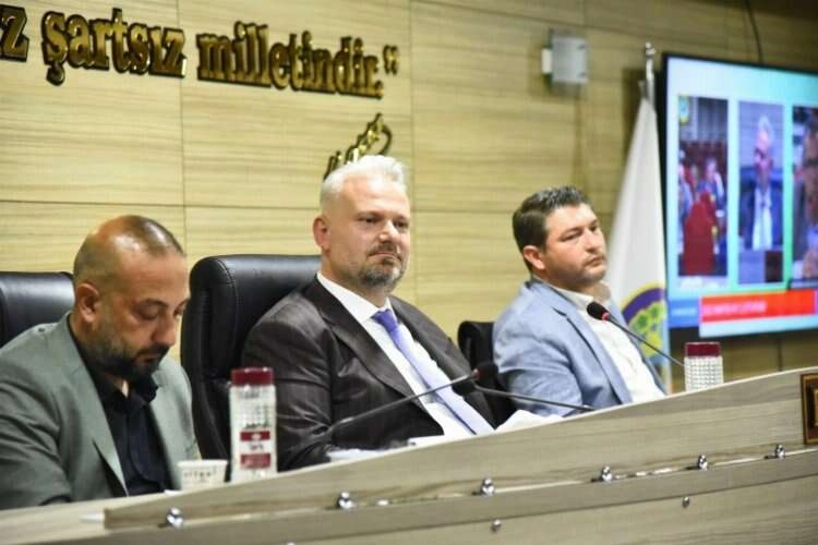 Menemen’de öğrencilere 5’er bin lira ödül haberinin görseli