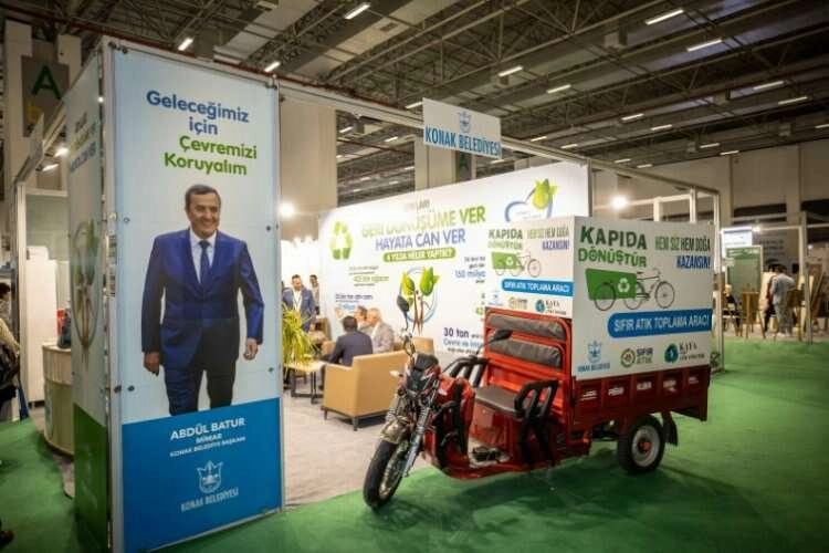 Başkan Batur: ''Daha güzel bir dünya hepimizin önceliği'' haberinin görseli