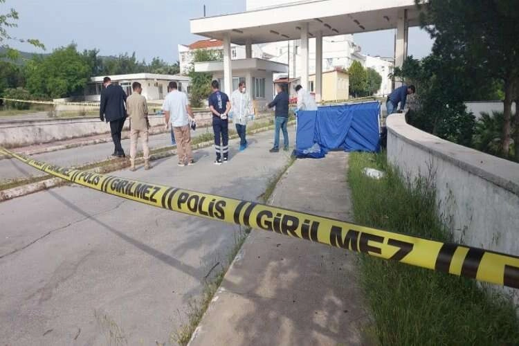 Muğla'da hastane önünde kadın cesedi haberinin görseli