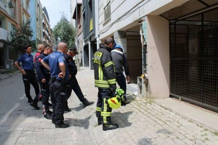 Panodaki gaz kaçağı paniğe sebep oldu haberinin görseli