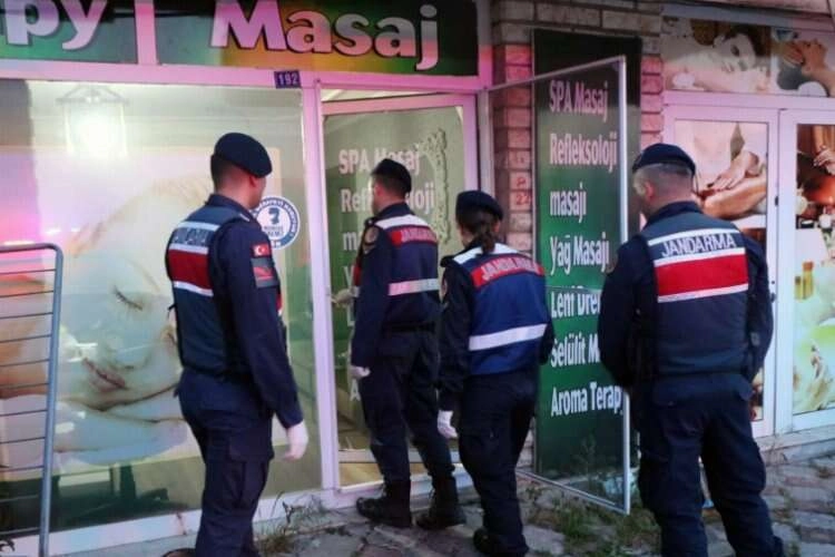 Ege'de fuhuş alarmı: Masaj salonlarına operasyon haberinin görseli