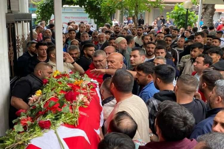 Kaza kurşunu olayında polis tutuklandı haberinin görseli