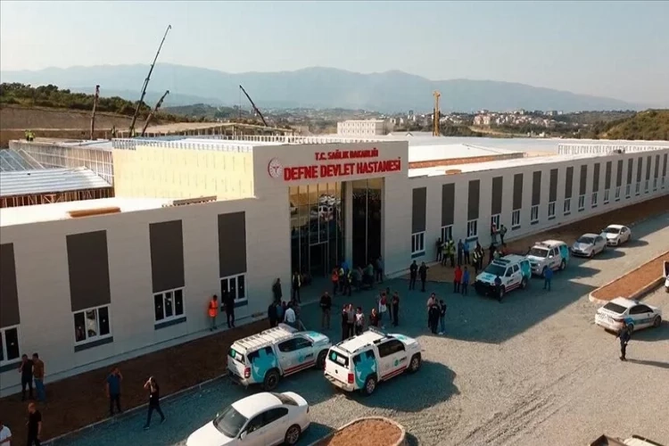 Defne Devlet Hastanesinin yapımında sona gelindi haberinin görseli