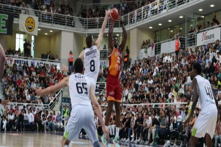 Galatasaray Nef, Denizli deplasmanında galip haberinin görseli