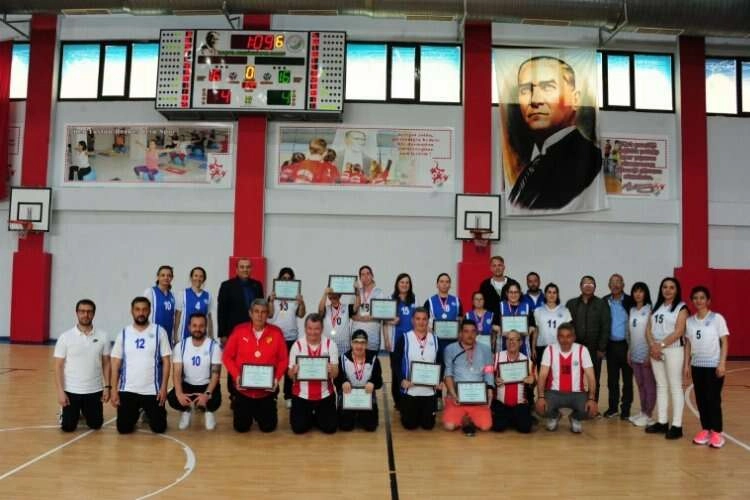 Müsabakalarda, sevgi ve dostluk kazandı haberinin görseli