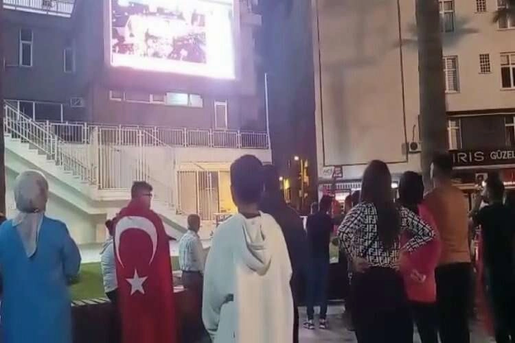 Denizli'de seçim sonuçları kutlandı haberinin görseli