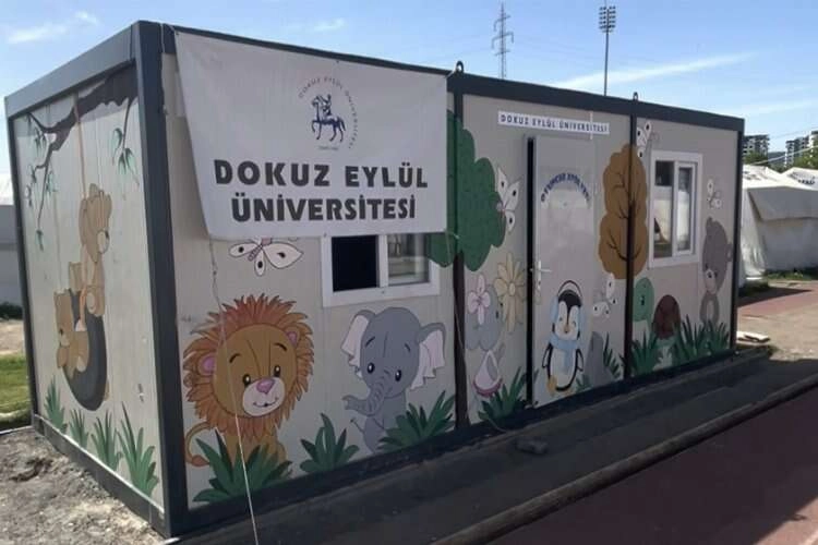 Dokuz Eylül Üniversitesi konteynerde ilham oldu haberinin görseli