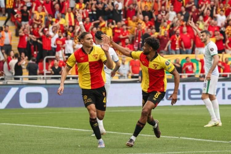 Göz-Göz’ün play off bileti son maça kaldı haberinin görseli