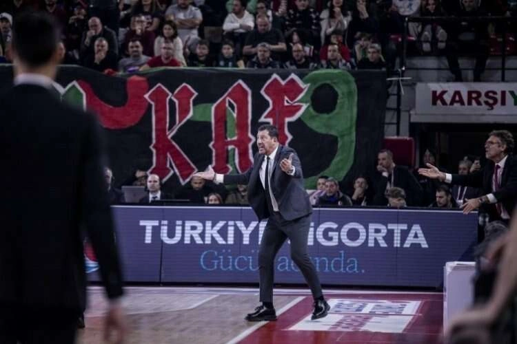 Pınar Karşıyaka'nın yüzü gülmüyor haberinin görseli