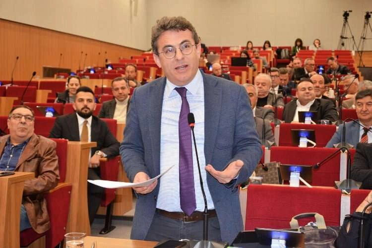 Aydın: CHP, oylara sahip çıkmıştır haberinin görseli