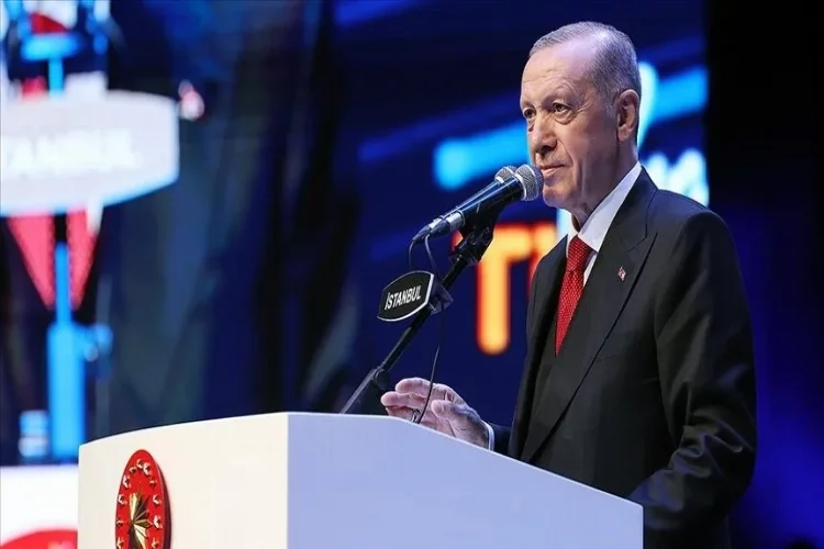 Erdoğan: Vergileri düşürerek esnafımızı rahatlatacağız haberinin görseli