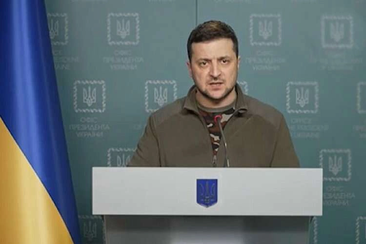 Zelenskiy Arap Birliği Zirvesi'ne katılacak haberinin görseli