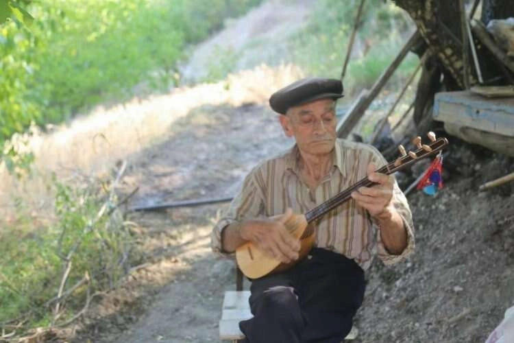 Halk Ozanı Durmuş Yıldırım, hayatını kaybetti haberinin görseli