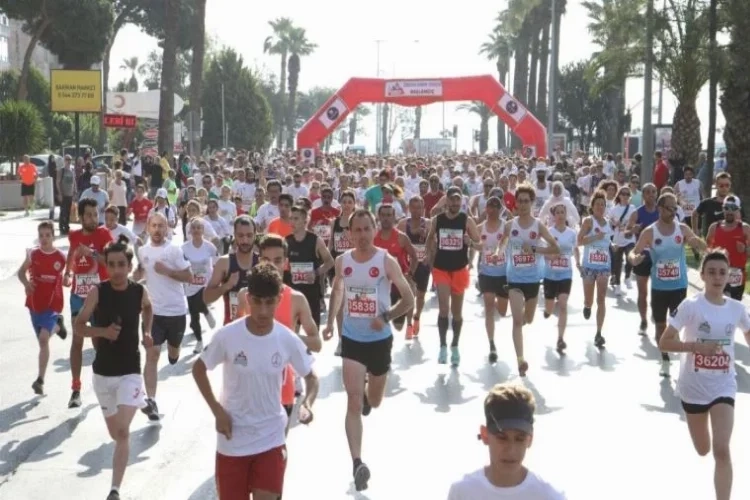 İzmir'de bazı yollar trafiğe kapatılacak haberinin görseli