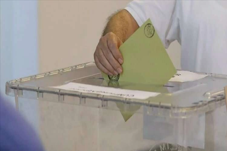 Cumhurbaşkanı seçimi için yurt dışında sandığa gidildi haberinin görseli