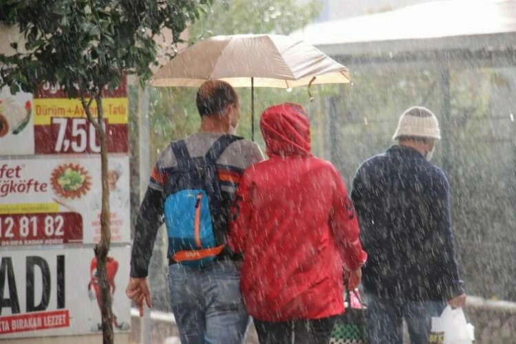 Aydın'a gök gürültülü sağanak yağış uyarısı haberinin görseli