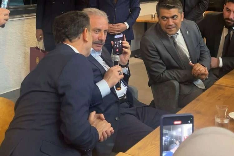 Cumhurbaşkanı, telekonferans yöntemiyle gençlerle buluştu haberinin görseli