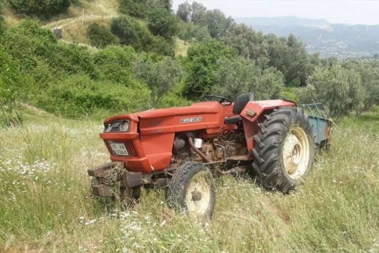 Beydağ'da kadın sürücü traktörün altında kaldı haberinin görseli
