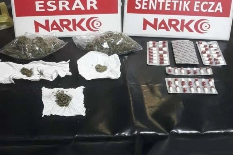 Denizli'de uyuşturucu operasyonunda 8 tutuklama haberinin görseli