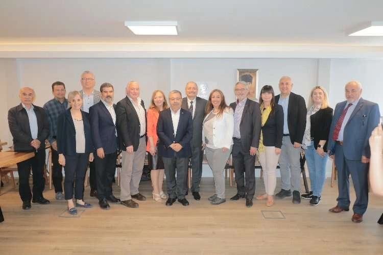İZTOMÜD’ten istihdam yorumu: Ara elaman açığı büyük! haberinin görseli