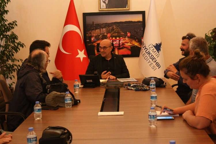 Tunç Soyer'den Kemeraltı Çalıştayı'na destek haberinin görseli