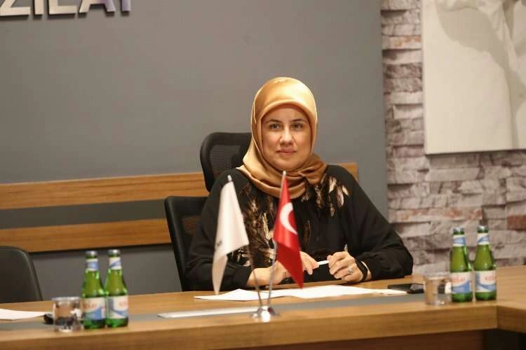 Kızılay’ın yeni başkanı Prof. Dr. Fatma Meriç Yılmaz oldu Prof. Dr. Fatma Meriç Yılmaz kimdir? haberinin görseli