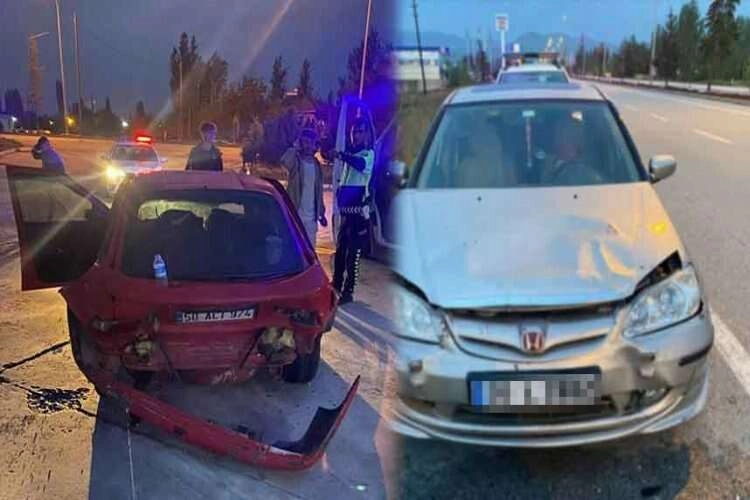 Afyonkarahisar’da kaza! 2 otomobil çarpıştı haberinin görseli