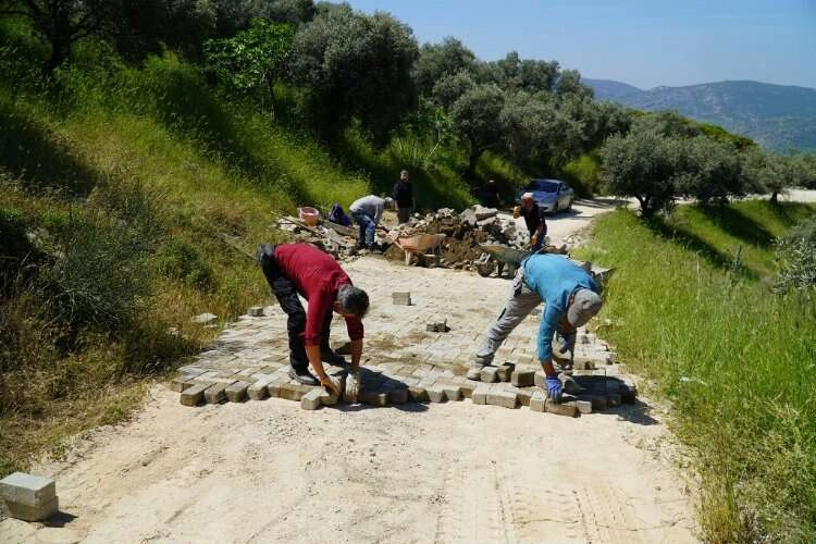 Yol sorunu belediye ve halk iş birliği ile çözüldü haberinin görseli