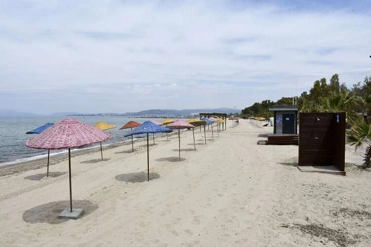 Kuşadası’nda 24 plaja ‘Mavi Bayrak’ haberinin görseli