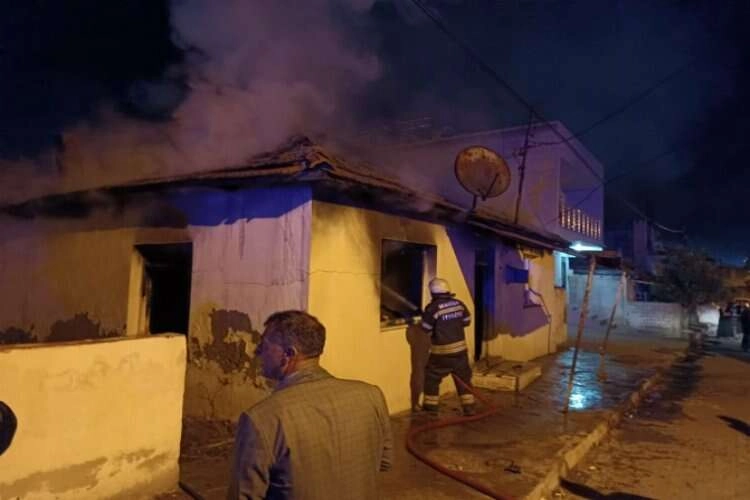 Manisa’da müstakil bir evde yangın haberinin görseli