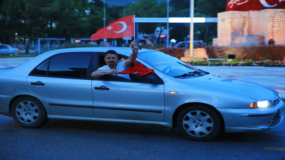 Cumhurbaşkanlığı seçimi sonrası İzmir'de kutlama - 1768