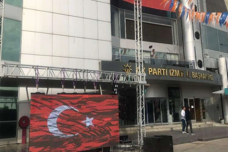 AK Parti İzmir'de hazırlıklar başladı haberinin görseli