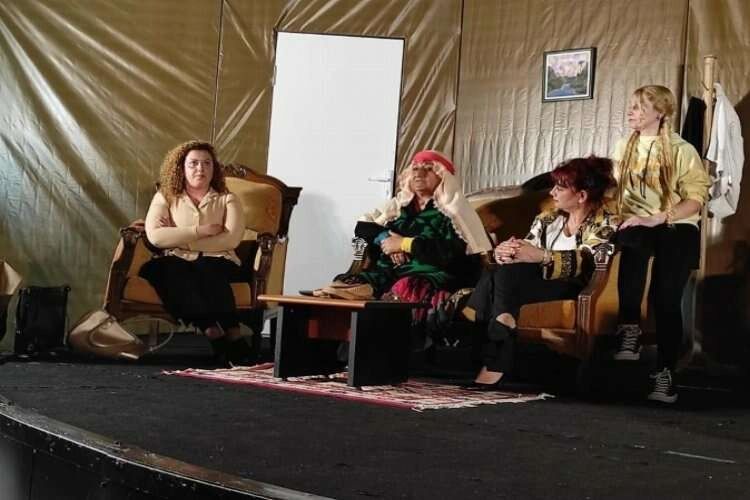 Aydın'da 'Kadın Sığınağı' tiyatrosu ilgi gördü haberinin görseli