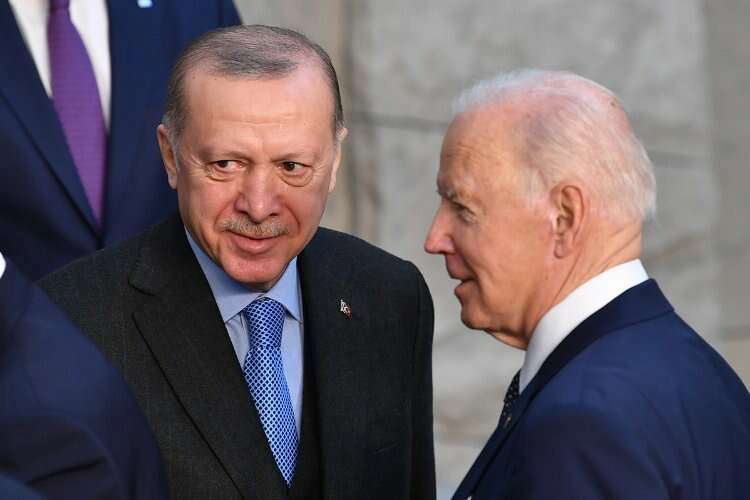 Joe Biden’den Cumhurbaşkanı Erdoğan’a tebrik haberinin görseli