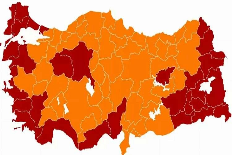 Ege Bölgesi'nden iki adaya eşit destek haberinin görseli