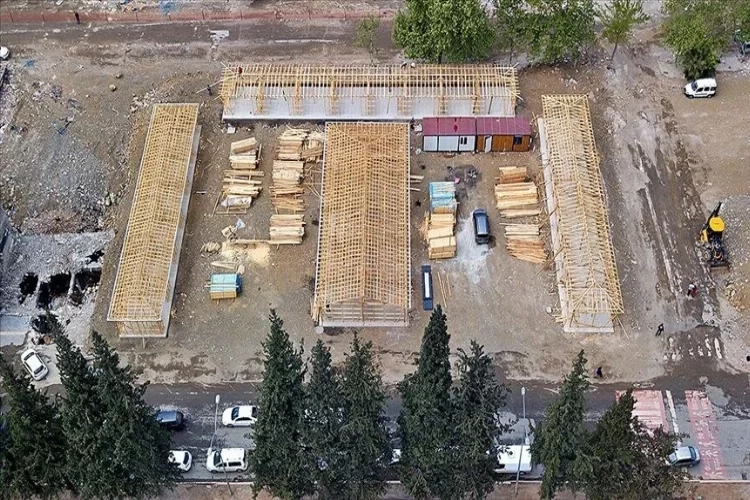 Kahramanmaraş'ta ahşap çarşı kuruluyor haberinin görseli