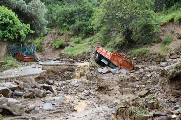 Aydın’da o mahallede yağmur nedeniyle acil durum ilan edildi haberinin görseli