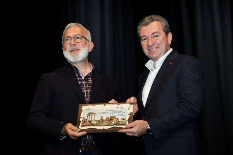 Bergama’da 'İstanbul’un Fethi' konulu konferans haberinin görseli