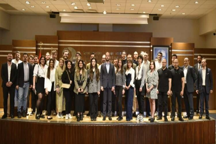 İAOSB'nin genç kuşak temsilcileri ilklere imza atacak haberinin görseli