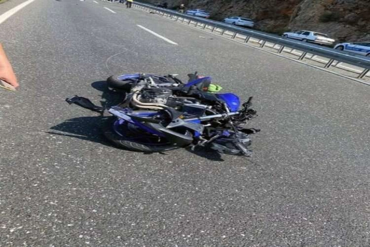 Muğla'da kaza: Motosiklet kamyonete çarptı