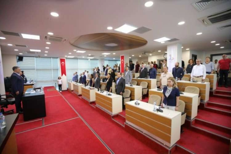 ‘Özür’ konuşması ‘seçim’ tartışmasına döndü haberinin görseli