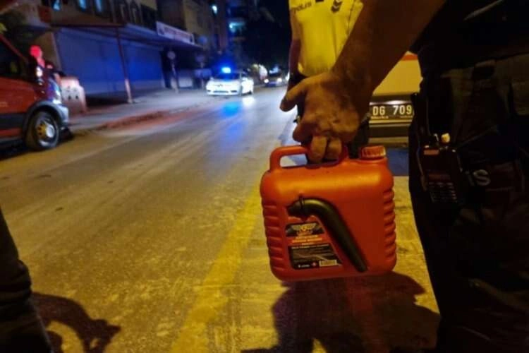 Sevgilisiyle tartıştı, kendisini yaktı haberinin görseli