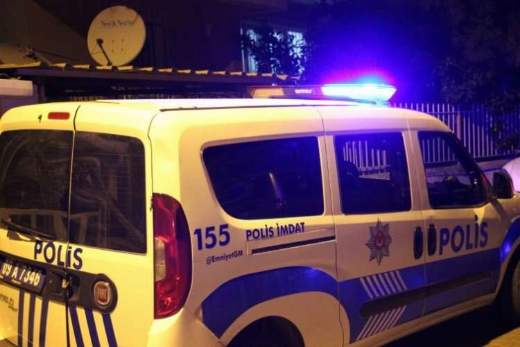Yaşlı adam evinin balkonunda ölü bulundu haberinin görseli