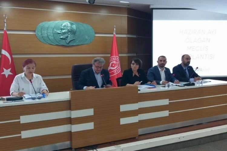 Fatih Taştan: Bornova'da müstakil ev yapılacak alan yok haberinin görseli