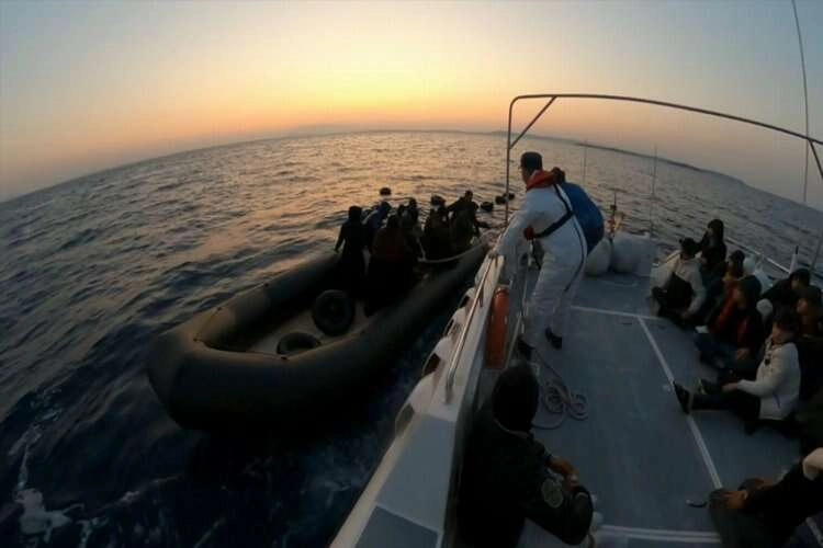 Çeşme açıklarında göçmen hareketliliği