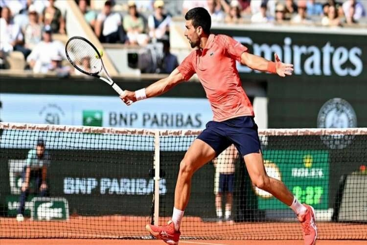 Fransa Açık'ta Novak Djokovic, 4. tura çıktı