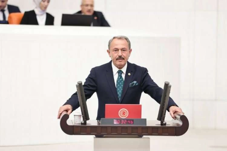 Milletvekili Şahin Tin, TBMM'de yemin etti haberinin görseli