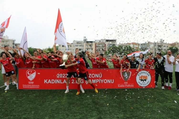 Bornova Hitab Spor Kadınlar 1. Lig'e yükseldi haberinin görseli