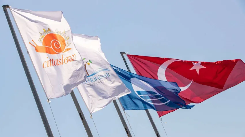 MAVİ BAYRAK